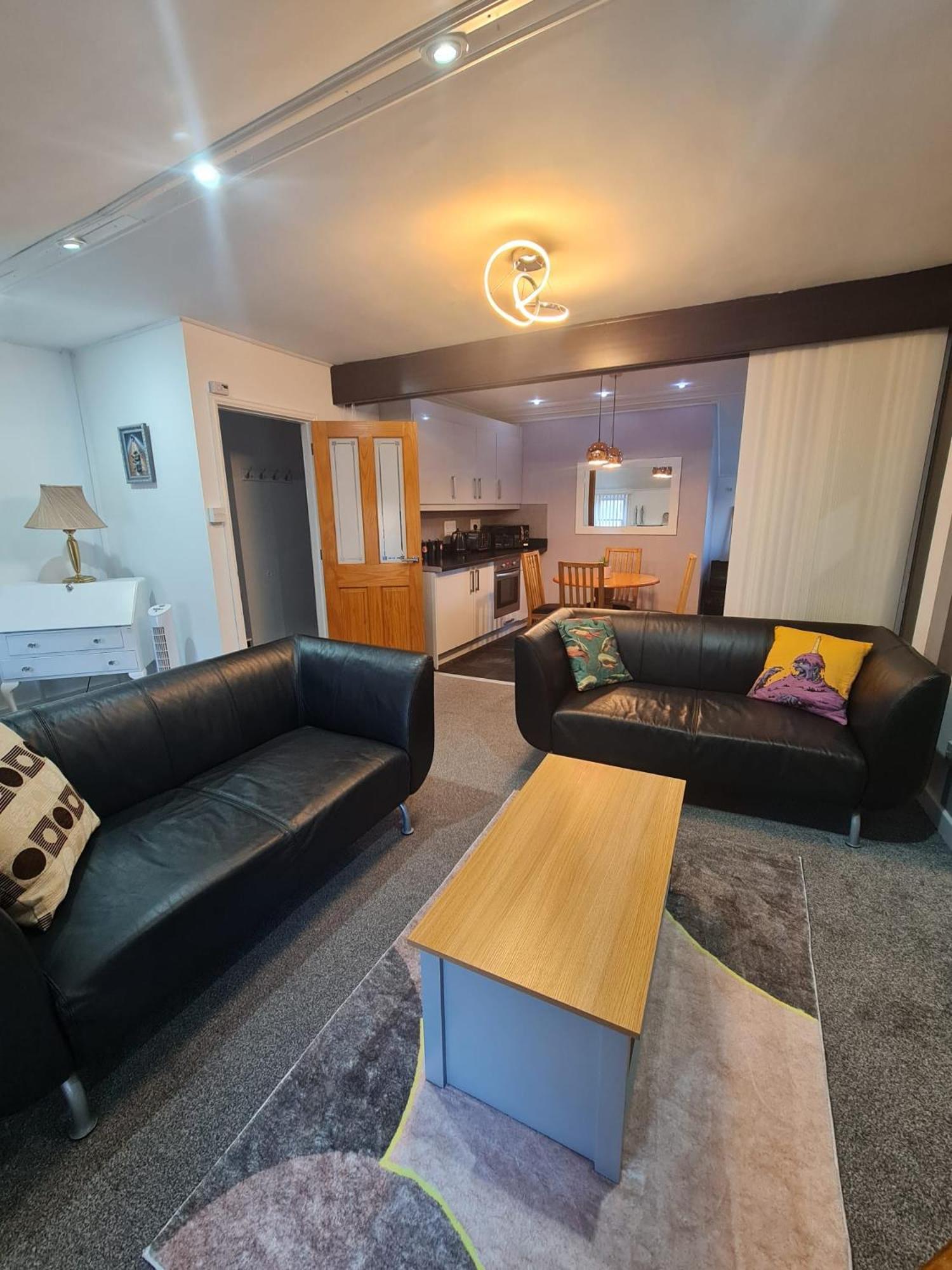 Ulverston Town Centre Flat Kültér fotó